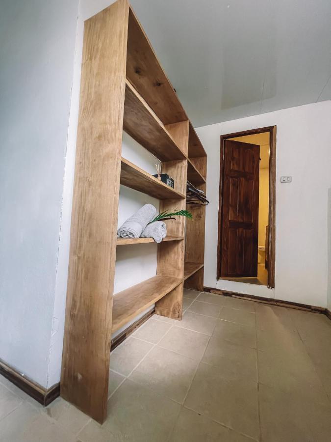 El Gato Rojas Surf Hostel Playa Santa Teresa  외부 사진