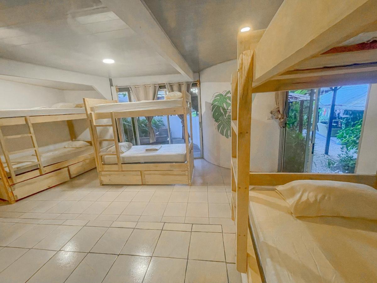 El Gato Rojas Surf Hostel Playa Santa Teresa  외부 사진