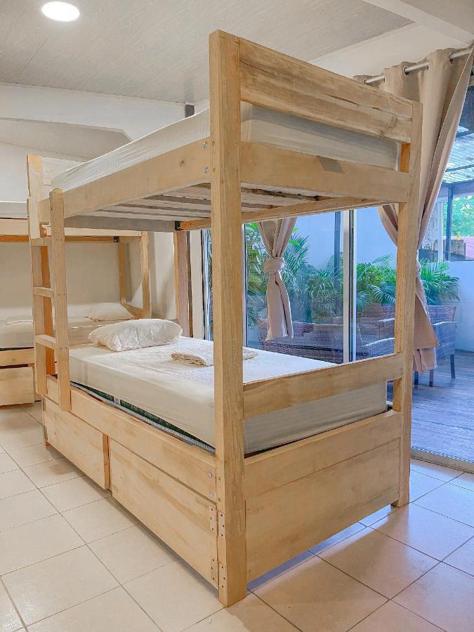 El Gato Rojas Surf Hostel Playa Santa Teresa  외부 사진