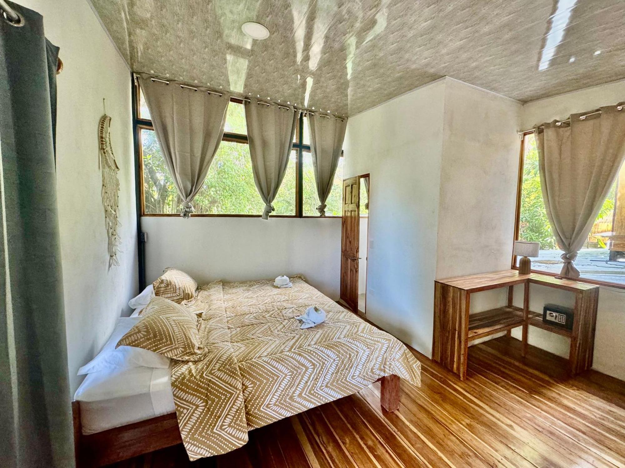 El Gato Rojas Surf Hostel Playa Santa Teresa  외부 사진